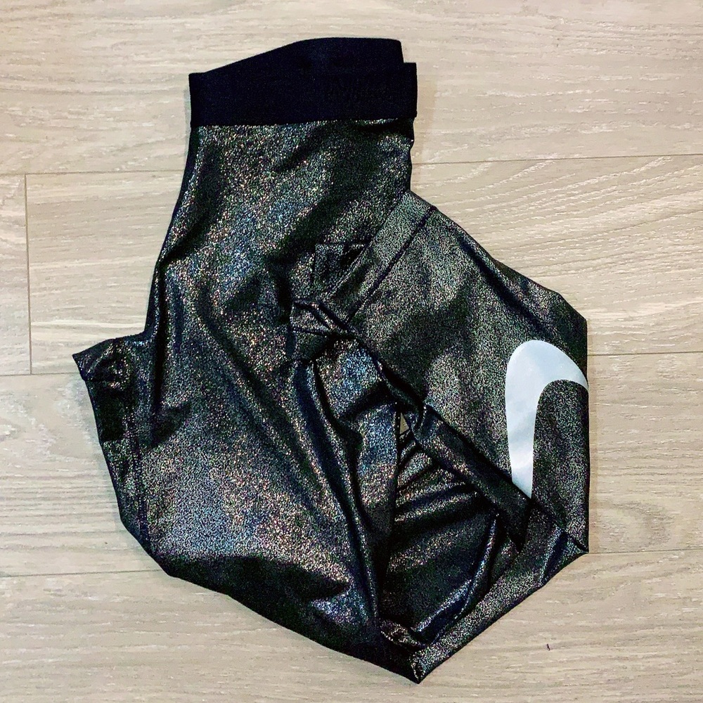 Gently Used Nike Pro Silver Metallic Leggings Med